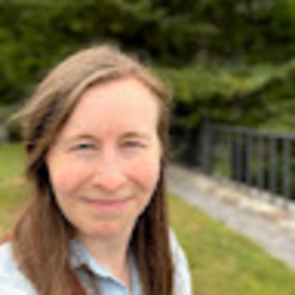 Meet your Posher, Elise - Picture 1 of 1